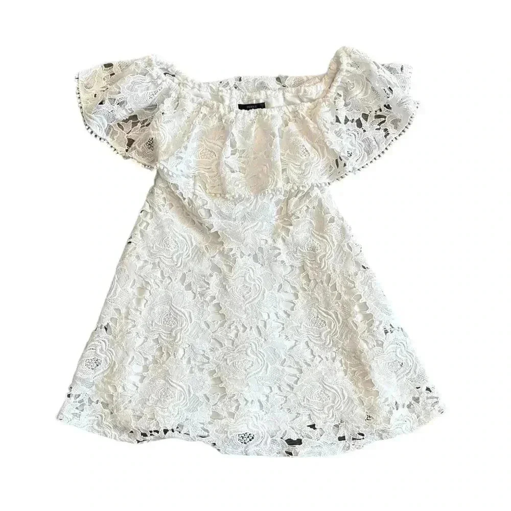 Forever21 off the shoulder Lace white dress Size M